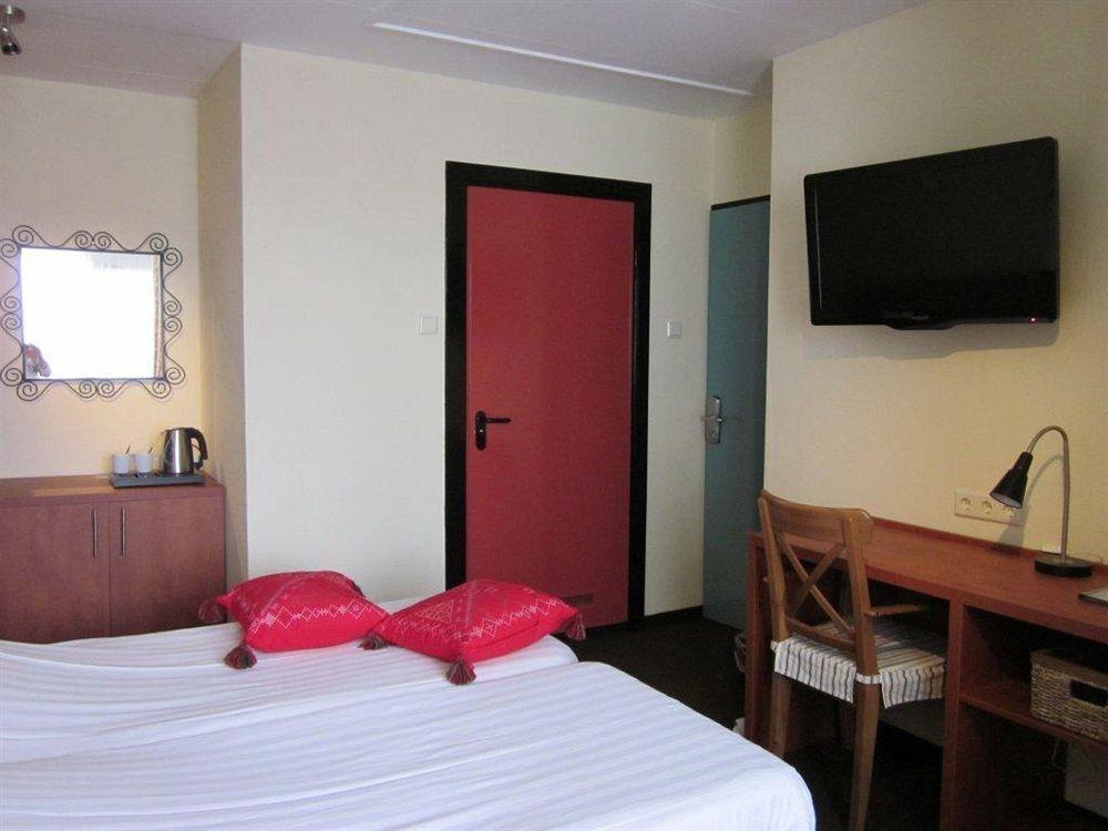 Aquarius Hotel L'Aia Esterno foto